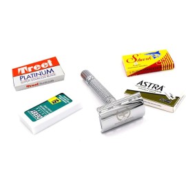 Roman Empire Shaving Double Edge Safety Razor ROMAN EMPIRE SHAVING Augustus with 20 Blades Sampler (Astra-Derby-Shark-Treet) Roman Empire Shaving Double Edge Safety Razor ROMAN EMPIRE SHAVING Augustus with 20 Blades Sampler (Astra-Derby-Shark-Treet)