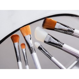 Sigma Beauty S05 Moisturizer Skincare Brush - Skincare Tool for Applying Skincare Products to Face and Skin, Face Moisturizer Brush for Creams and Lotions (1 Pc) Sigma Beauty S05 Moisturizer Skincare Brush - Skincare Tool for Applying Skincare Products to Face and Skin, Face Moisturizer Brush for Creams and Lotions (1 Pc)