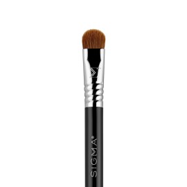 Sigma Beauty Travel Essential Trio - Makeup Brush Set for Foundation Powder Eyeshadow - 3 Tool Brushes with Brush Tin Holder - Skin Safe, Vegan Makeup Brushes for Travel - Black