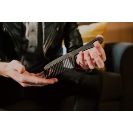 Chicago Comb Model 8 Carbon Fiber, Made in USA, Anti-static, Detangling & Shower comb, adds Lift & Volume, 8.5 inches (21.5 cm) long Chicago Comb Model 8 Carbon Fiber, Made in USA, Anti-static, Detangling & Shower comb, adds Lift & Volume, 8.5 inches (21.5 cm) long