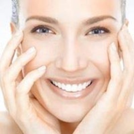 ANN WEBB Blueberry Glycolic Mask - All Natural Fruit enzyme Mask with Antioxidants and Glycolic Acid. Exfoliating Peel that leaves skin glowing. Weekly at home Mask/Peel.(2oz) ANN WEBB Blueberry Glycolic Mask - All Natural Fruit enzyme Mask with Antioxidants and Glycolic Acid. Exfoliating Peel that leaves skin glowing. Weekly at home Mask/Peel.(2oz)