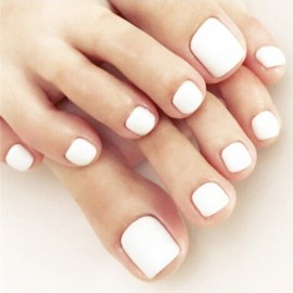 RODAKY Press On Toe Nails for Women White Fake Toenail Glossy Solid Color Fashion False Toenail Full Cover Acrylic Foot Nails Design Toenail Tips 24PCS