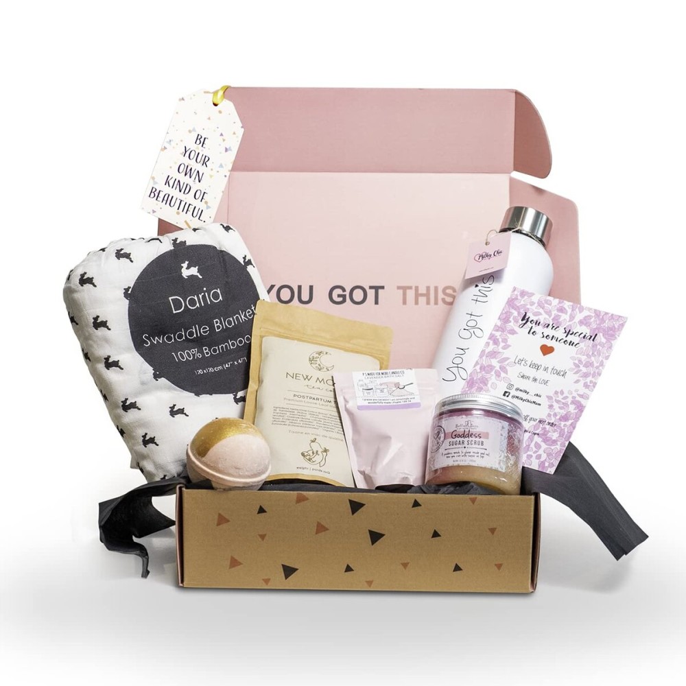 Milky Chic - Celebrating Motherhood Gift Box, Pregnancy Gifts for First Time Moms, Gift for Mothers, Expecting Mother , Gifts for Mommy, New Mom Care Package for Women, Medium Pack