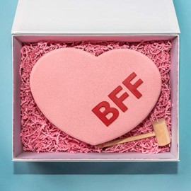 18 Pcs Mini Wooden Hammers Toy for Kids, Natural Wood Breakable Heart Hammers for Chocolate