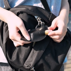 Beautyflier Clip-on Lip Balm Sleeves, Soft Leather Keychain Lipstick Holder Lip Gloss Pouch Lip Balm Holder Travel Accessories