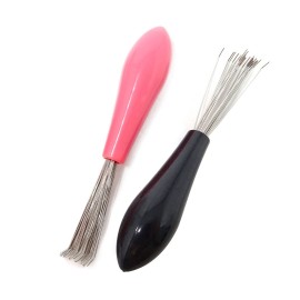 Honbay 4PCS Hair Brush Cleaning Tool Mini Comb Cleaner Brush Small Hair Brush Combs with Plastic Handle for Removing Hair Dust Home Salon Use