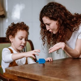 Rite Lite Jar of Dreidels, 25 Medium Plastic Dreidels - Classic Chanukah Spinning Dreidel Game - Colored Dreidels Bulk Value Pack Hanukkah Gift - Silver/Blue