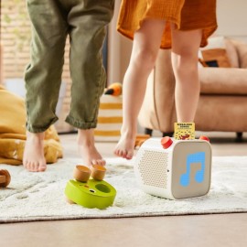 YOTO The Llama Llama Collection by Anna Dewdney - 10 Kids Audio Cards for Use with Player & Mini All-in-1 Audio Device, Screen-Free Listening with Fun Playtime, Bedtime & Travel Stories, Ages 2+