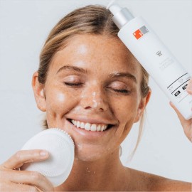 DS Labs StimuBrush Electric Facial Cleansing Brush - Gentle Exfoliating for All Skin Types DS Labs StimuBrush Electric Facial Cleansing Brush - Gentle Exfoliating for All Skin Types