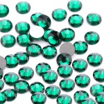 Dowarm 720Pieces SS20 Flatback Rhinestones, 4.8MM Glass Crystal Rhinestones for Craft Nails Dance Costumes, Flat Back Nail Crystals, Non Hotfix Rhinestones (SS20 / 4.8MM, Green/Emerald)
