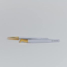 2pcs White Straight and L-Shaped (Boot) Gold Pointed Eyelash Tweezers for Lash Extension - Stainless Steel Precision Tweezers for Volume and Classic Lashes - False Eyelash Extension Kit. 2pcs White Straight and L-Shaped (Boot) Gold Pointed Eyelash Tweezers for Lash Extension - Stainless Steel Precision Tweezers for Volume and Classic Lashes - False Eyelash Extension Kit.