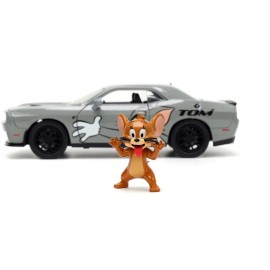 Jada Toys Tom and Jerry 1:24 2015 Dodge Challenger Hellcat Die-cast Car w/ 2.75 Jerry Figure, Toys for Kids and Adults