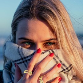 ERLOSYA 2pcs Fidget Band With Beads Spinner Rings for Women,Anti Anxiety Ring Stainless Steel Ring Sand Blast Finish.Unisex Adjustable Stacking Worry Ring (2 Pcs-Gold)