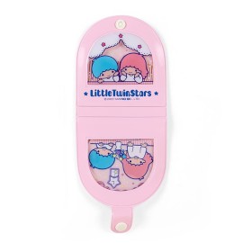 Sanrio 795712 Mirror Comb with Vinyl Case, Little Twin Stars, Kikirara Little Twin Stars, Fashionable Miscellaneous Goods ~ Hagaitai Sanrio ~ Character 3.3 x 0.5 x 3.2 inches (8.5 x 1.2 x 8.2 cm) Sanrio 795712 Mirror Comb with Vinyl Case, Little Twin Stars, Kikirara Little Twin Stars, Fashionable Miscellaneous Goods ~ Hagaitai Sanrio ~ Character 3.3 x 0.5 x 3.2 inches (8.5 x 1.2 x 8.2 cm)