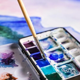 QoR Granulators Half Pan Set by GOLDEN, 6 Half Pan Watercolors, Professional Watercolor Paint Set