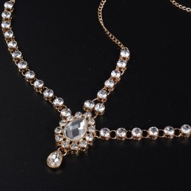 Aimimier Boho Dainty Crystal Head Chain Rhinestone Teardrop Forehead Chain Belly Dancer Jewelry Wedding Headband Prom Party Festival Hair Accessories for Women (Gold)