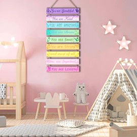 UBTKEY Room Decor for Teen Girls, Set of 9 Pieces Butterfly Room Decor for Girls Princess Bedroom, Inspirational Wall Decor Hanging Plaques for Kids Girls Nursery Decor Room Decortaions (Butterfly)