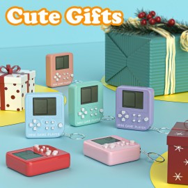 DJMUMU 18PCS Video Game Keychain 6 Colors Gamer Kids Party Favors Bulk Party Supplies for Kids Classroom Prizes