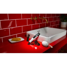 Remington WETech Body Grooming Kit with XL Dual-Sided Trimmer with 3-Length Comb & 3 Additional Combs with 10% Larger Blades & Ergonomic Handle for Fast and Easy Trimming