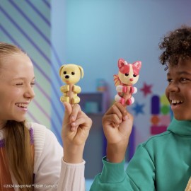 Fingerlings Adopt Me! x, Adopt Me! Strawberry Shortcake Bat Dragon, Legendary Interactive Pet with 40+ Sounds & Reactions (Ages 5+)