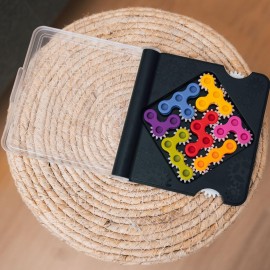 SmartGames IQ Gears Travel-Friendly Dynamic Logic Game Featuring 120 Challenges for Ages 7 - Adult