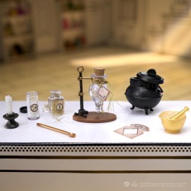 MGA\'s Miniverse Make It Mini Potions Harry Potter (2 Pack) Mini Collectibles, Blind Packaging, DIY, Resin Play, Replica Potions, NOT Edible, Collectors, 8+