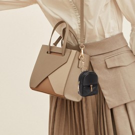 Mini Backpack Cute Cosmetic Bag for Women, Creative Cute Pendant Keychain Key-chains Keyrings PU Leather Makeup Bag Key Pocket Lipstick Bag Card Holder Data Cable Organizer Zipper Pouch (Pure black)