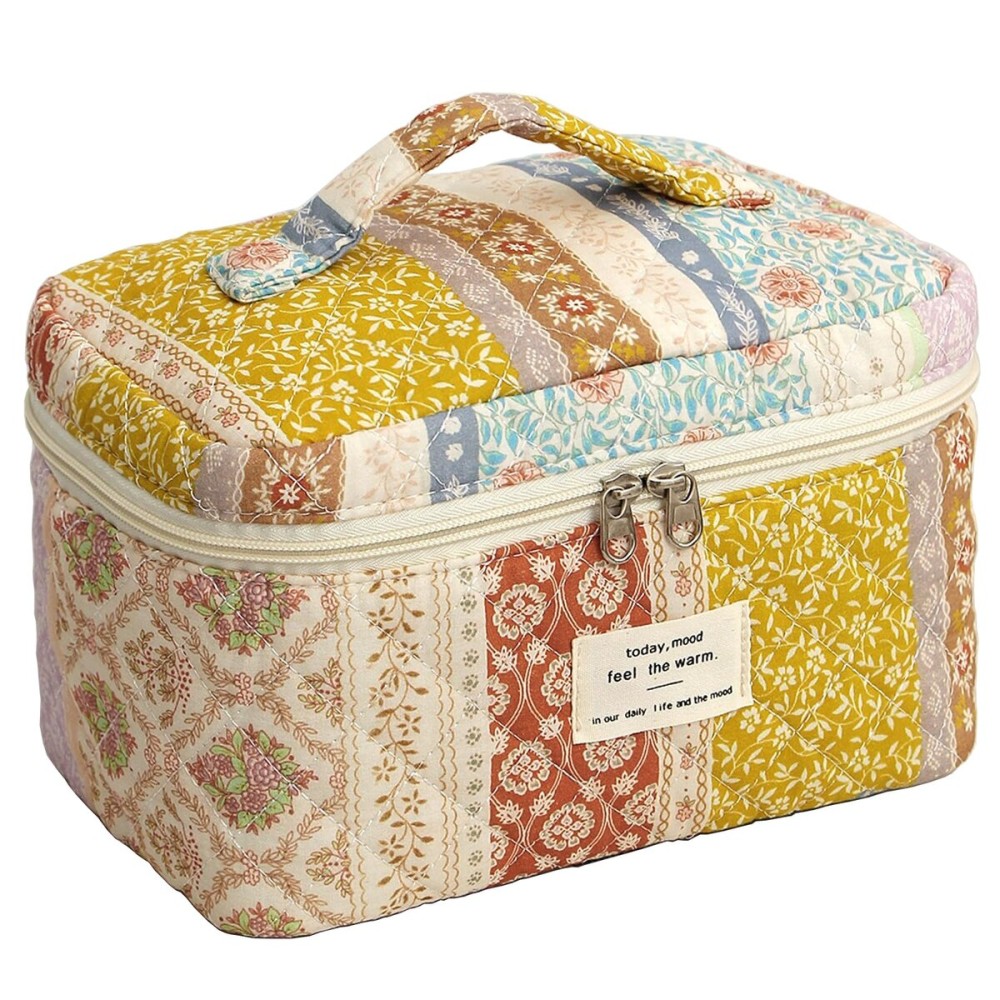 AMULOKRU Quilted Makeup Bag Large Capacity Cute Cosmetic Bags for Women Floral Coquette Aesthetic Patchwork Travel Toiletry Make Up Organizer Bag